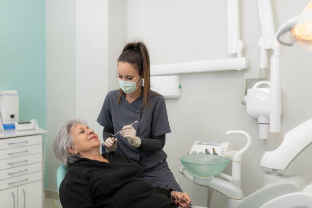 Best Cracked Tooth Emergency Dentist  in Silverton, OH
