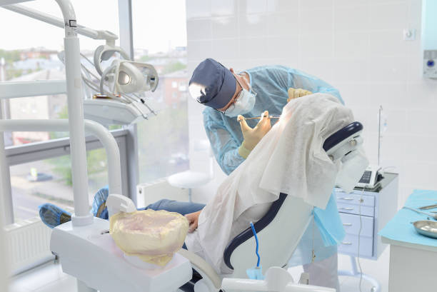 Best Emergency Tooth Extraction  in Silverton, OH